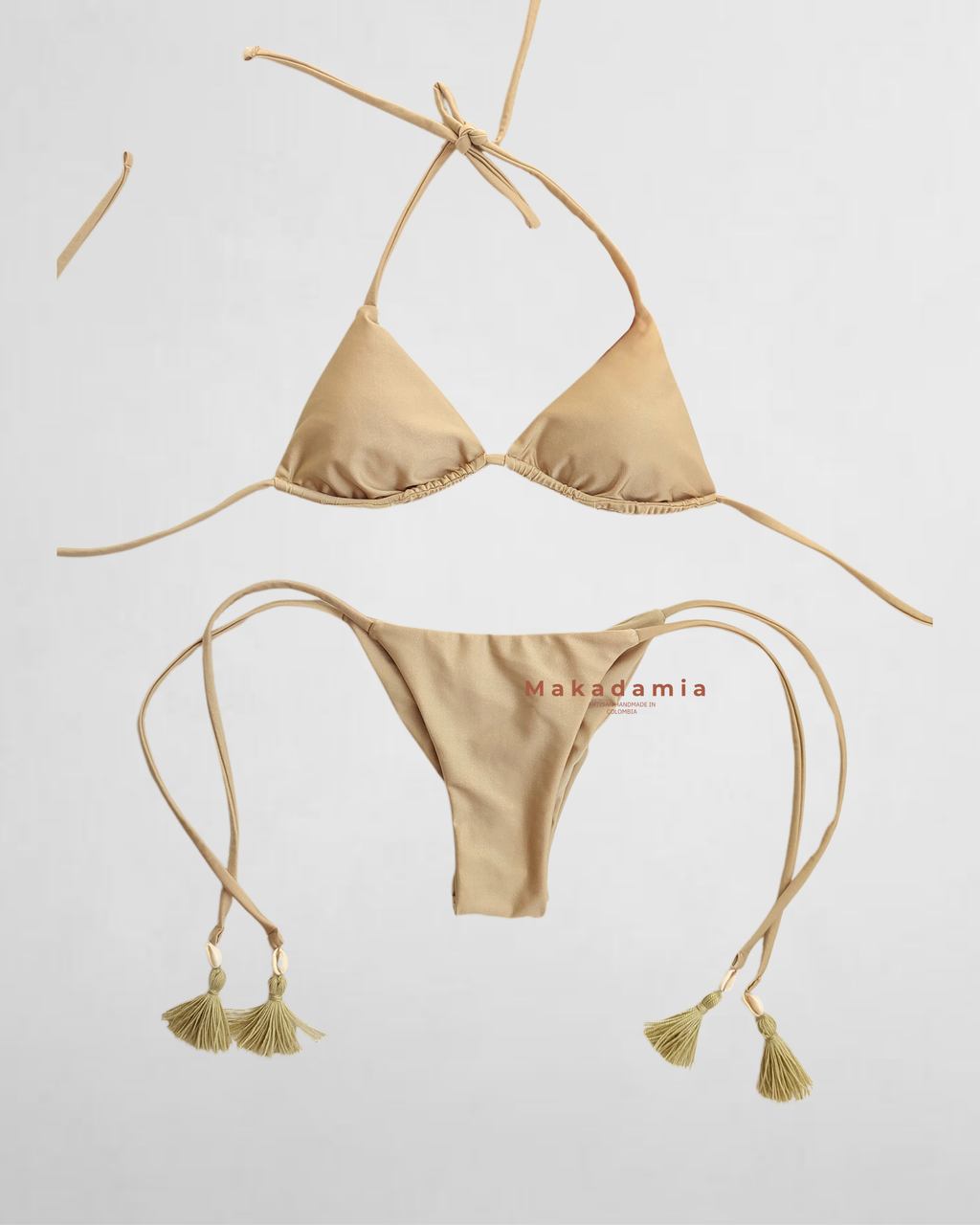 bikini almendra tanga Dorado