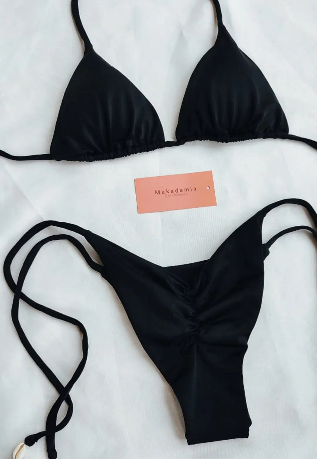 bikini almendras Negro