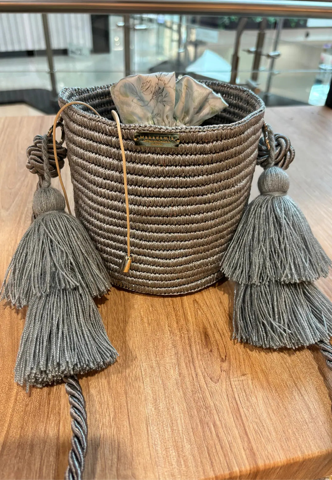 Bucket Bag Flower Plateado