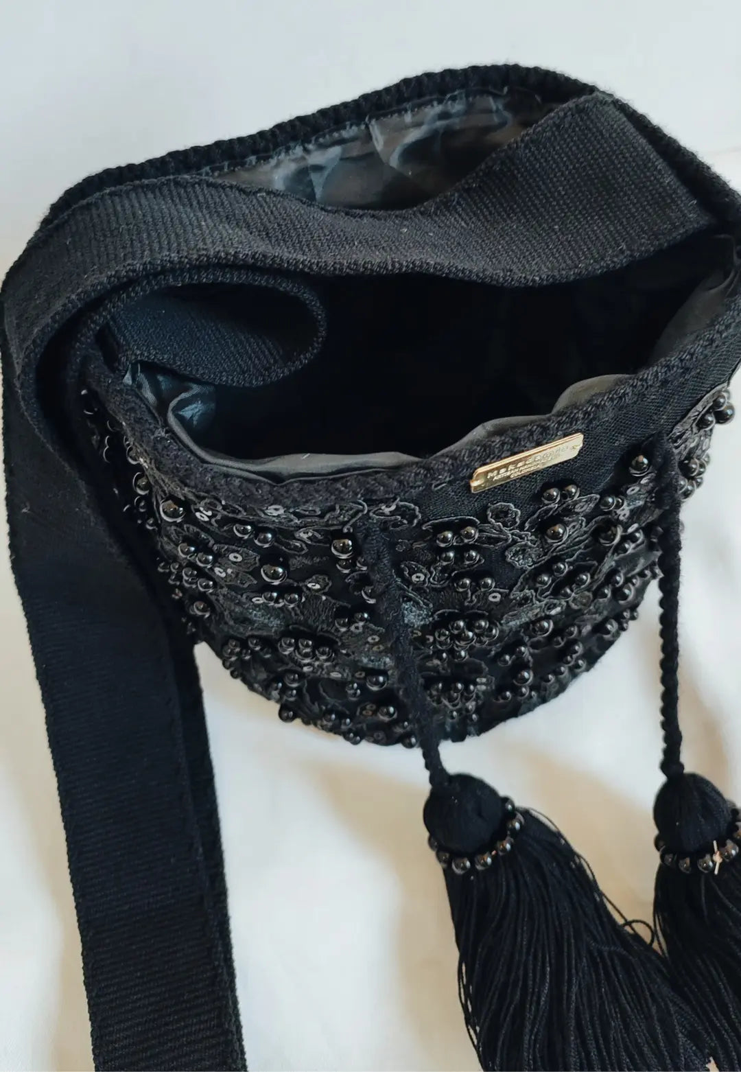 mochila recamada medium Negro